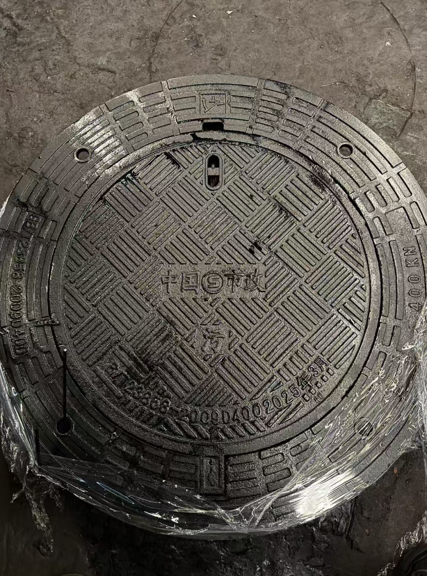 无极球墨铸铁防沉降井盖展示